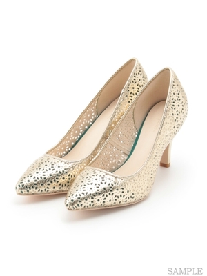 Lily Brown (リリーブラウン)  カットワークパンプス