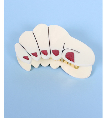 わし掴み ヘアクリップ