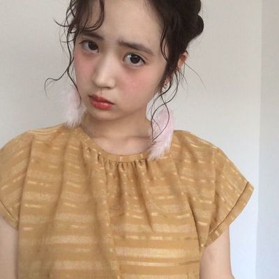 pink feather_____earrings