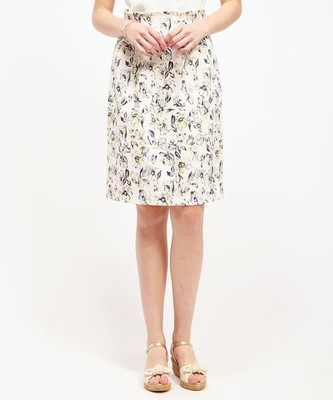 花柄ハイウエストタックストレートスカート