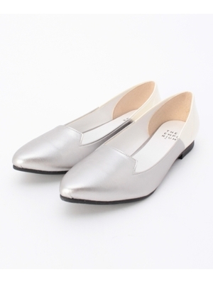 ポインテッドフラットパンプス