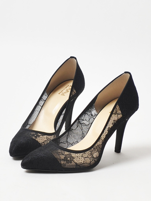 チュールレースパンプス