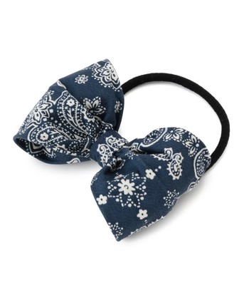 ROPÉ PICNIC PASSAGE：バンダナプリントリボンポニー