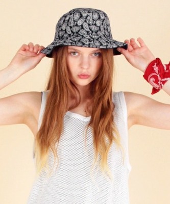 RNA：WEB限定ペイズリーHAT