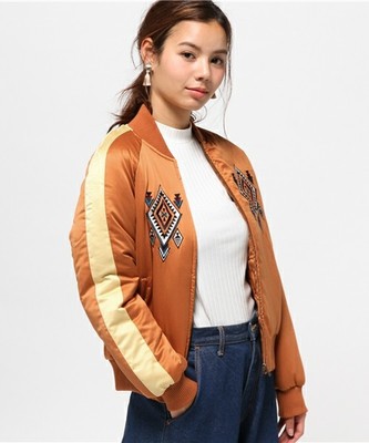 オルテガ刺繍スカジャン