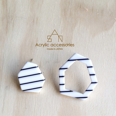 △hexagon pierce△border_