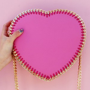  [PINK] HEART CHAIN BAG[4月20日以降配送予定]