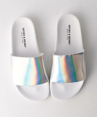 シャワーサンダル