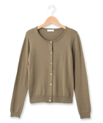 ビジューボタンニットカーディガン