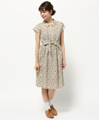 花柄レトロワンピース