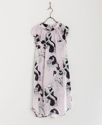 AHCAHCUM（あちゃちゅむ）サテンチャイナgirlワンピース