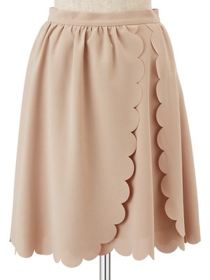 スカラップヘムスカート