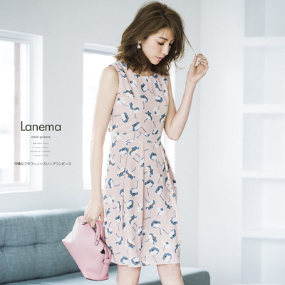 可憐なフラワーノースリーブワンピース 【lanema ラネーマ】