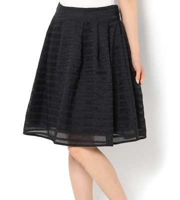 シースルー風フレアスカート