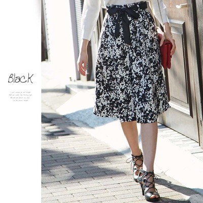 tocco closet 小花柄ガウチョパンツ 【coroneコロネ】