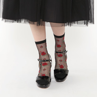チュールノワールローズショートソックス