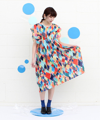 prism　プリント　ギャザーワンピース