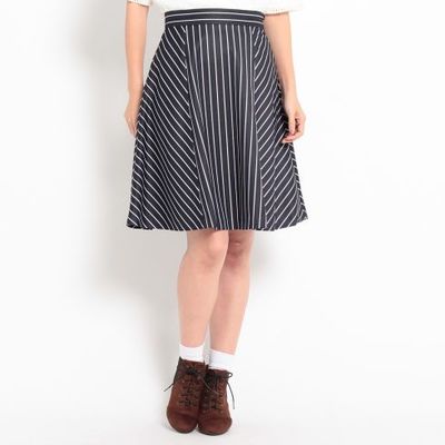 ストライプフレアスカート