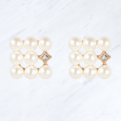 Pearly Play スクエアピアス ゴールド 