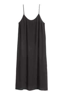 ストラップワンピース