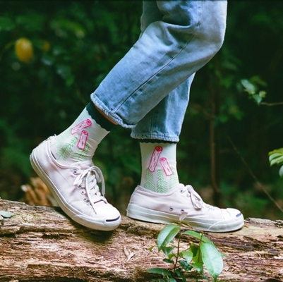 ETCHIRA OTCHIRA／ソックス「丸太」