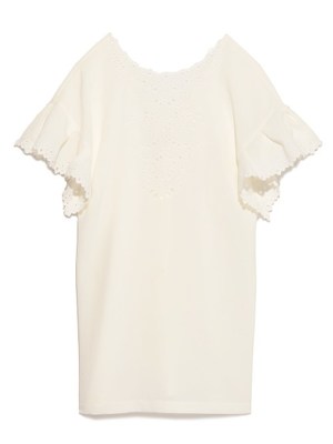 カットワーク刺繍袖フリルワンピース