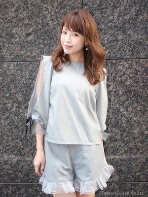 フリルショートパンツ