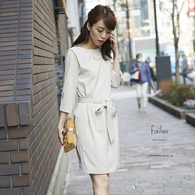 タックデザインワンピース