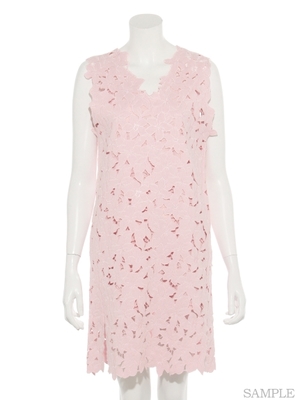 カットワークフラワーワンピース