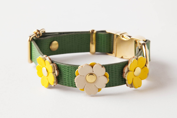 本革グリーンダブルフラワー