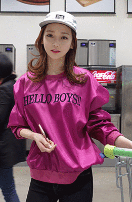 HELLOBOYSスウェット