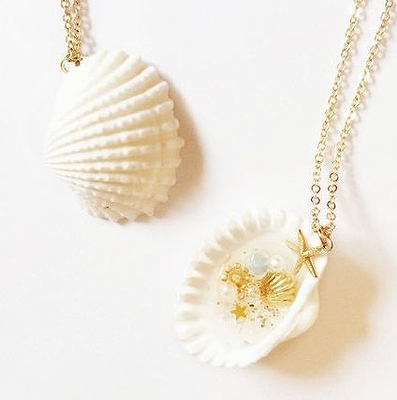 貝殻 チャーム ビーズ ゴールド ネックレス