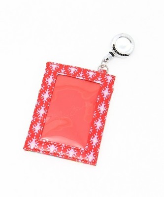 リトラクタブル・ランヤードIDケース