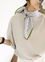 カラーポイントシルキースカーフ