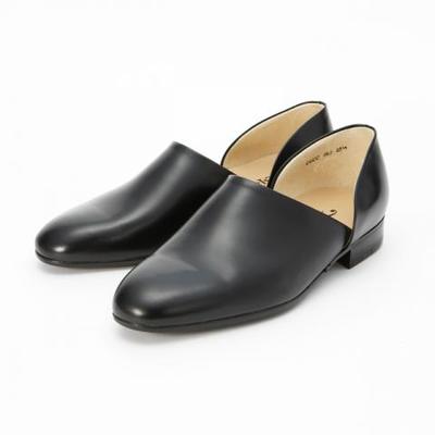 スポックシューズ