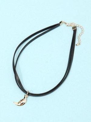 レザーモチーフチョーカー