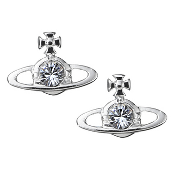 スタッズ ピアス