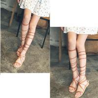 ロングストラップレースアップシューズ