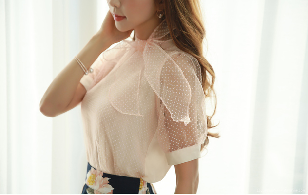 シースルードットリボンブラウス