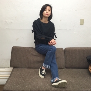 FRINGE STRAIGHT DENIM PANTS