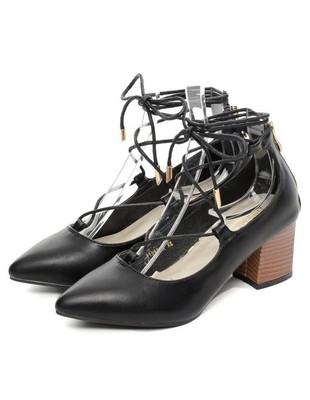 スタックヒールレースアップパンプス