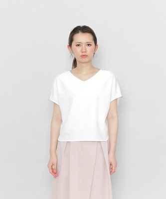 CF Vネックブラウス