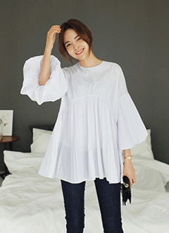 プリーツバルーンスリーブブラウス