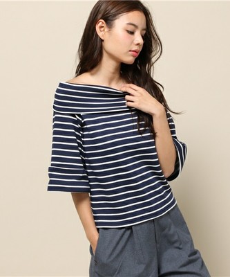 フレア袖ボーダートップス