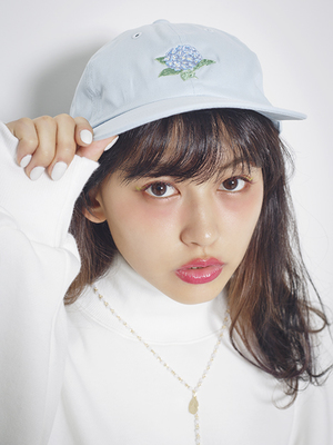 フラワー刺繍CAP