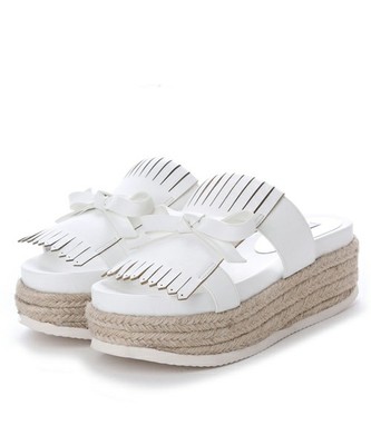 フリンジフラットサンダル 