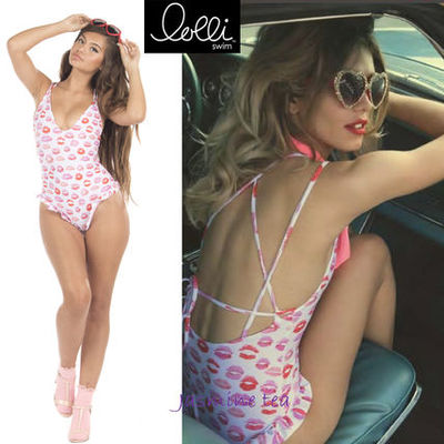 リップマークスウィムワンピース