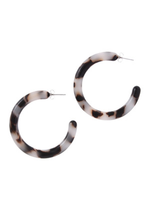 EMODA TUBULAR HOOPピアス