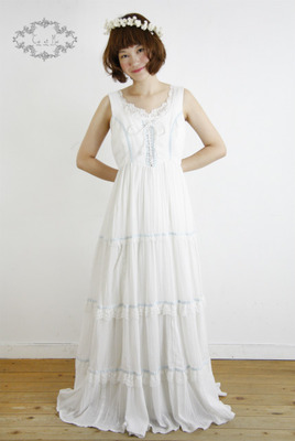 ノースリーブウェディングドレス【ND012】