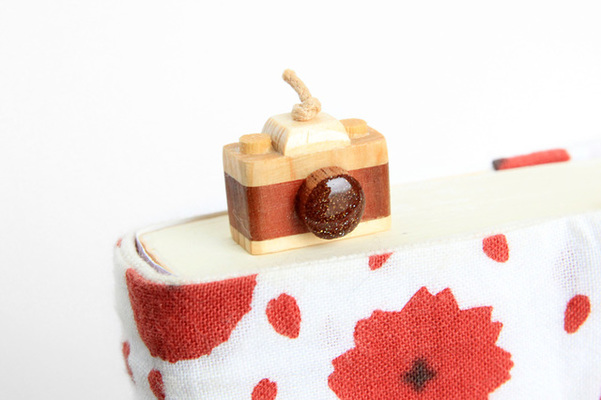 木製カメラしおり